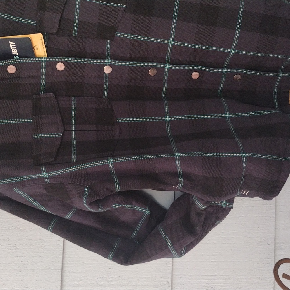Flannel Shacket NWT - Picture 2 of 7